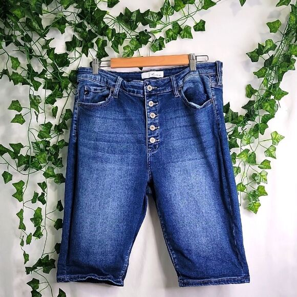 KanCan. Indigo Denim Shorts. Size 16W. EUC - Picture 1 of 9